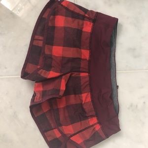 Lululemon Speed Shorts Rust Berry/Flaming Tomato